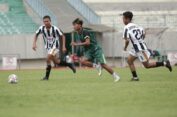 Jelang Laga Trofeo di Malaysia, GU Sparring Lawan Tim Porprov Gresik