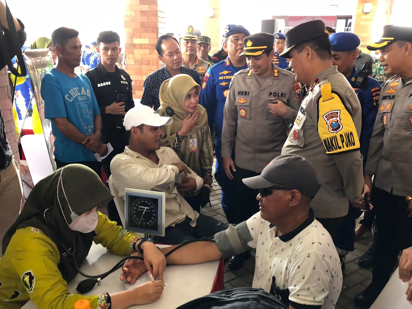 Jumat Curhat, Wakapolda Jatim Disambati Nelayan Gresik