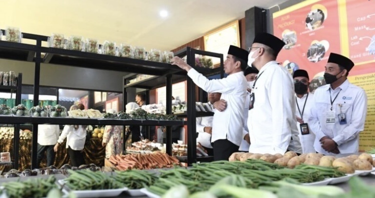 Apresiasi Model Bisnis Pertanian di Ponpes Al-Ittifaq, Presiden Jokowi: Bisa Dijadikan Role Model