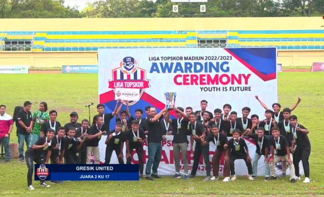 Gresik United U-17 Borong Tiga Penghargaan di Ajang Liga TopSkor 2022/2023 Madiun