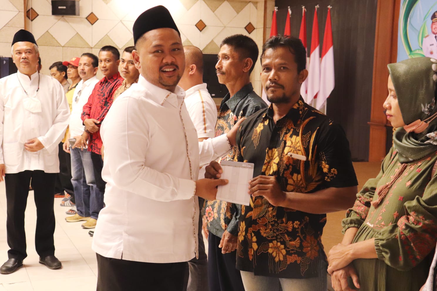 Bantuan Dampak Wabah PMK dari Pemerintah Pusat Cair, Gus Yani Ajak Peternak Profesional