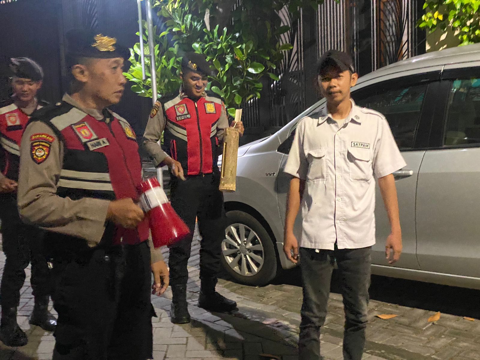 Pastikan Kamtibmas Kondusif Satsamapta Polres Gresik Rutin Patroli Sahur on The Road