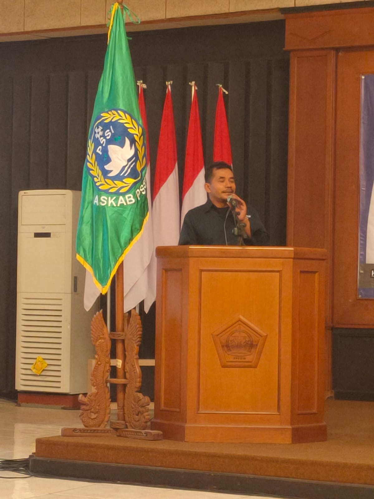 Bantah Pengurus Klewas-Klewes Pemicu Rencana Askab PSSI Gresik Bongkar Pasang Kepengurusan