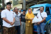 Giliran Sopir Angdes Gresik Utara Terima Bantuan Sembako