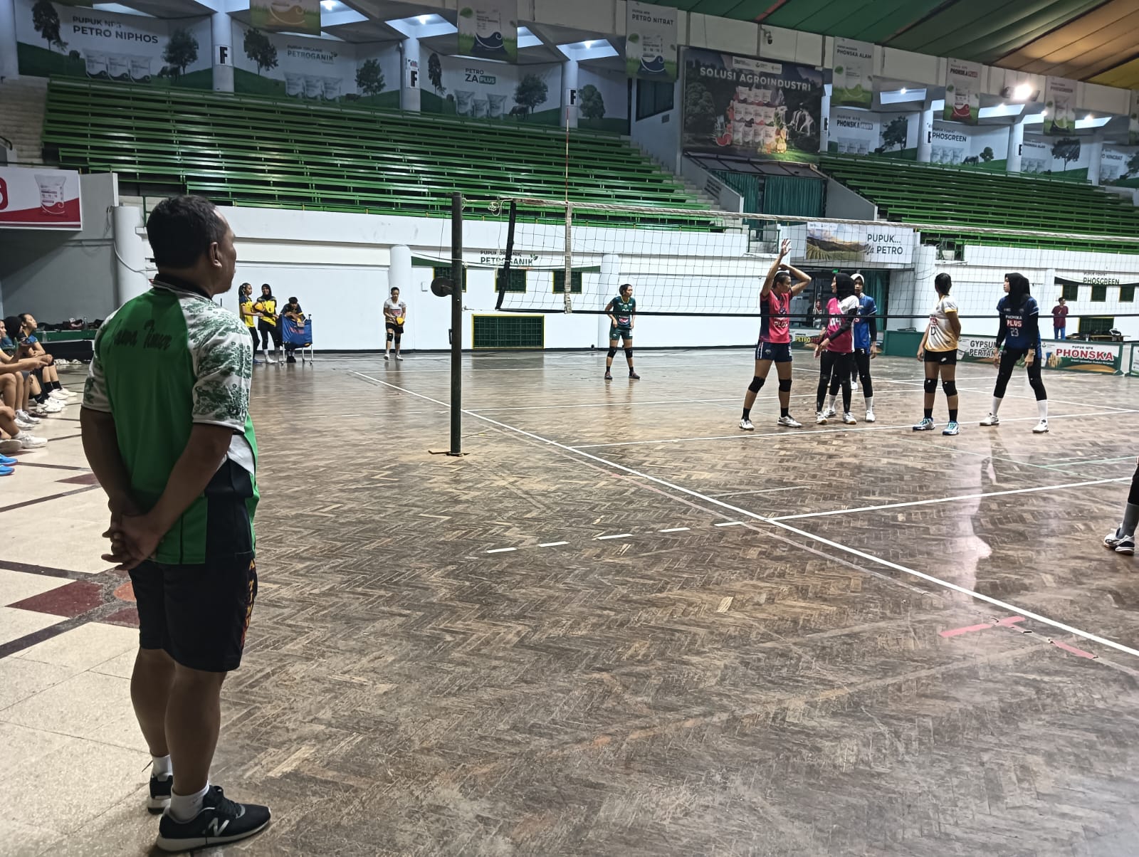 Mayoritas Pemain Binaan Petrokimia, Kebutuhan  Tim Bola Voli Putri Didanai Polres Gresik