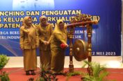 Cegah Stunting, Wabup Gresik Launching dan Penguatan 166 Kampung KB