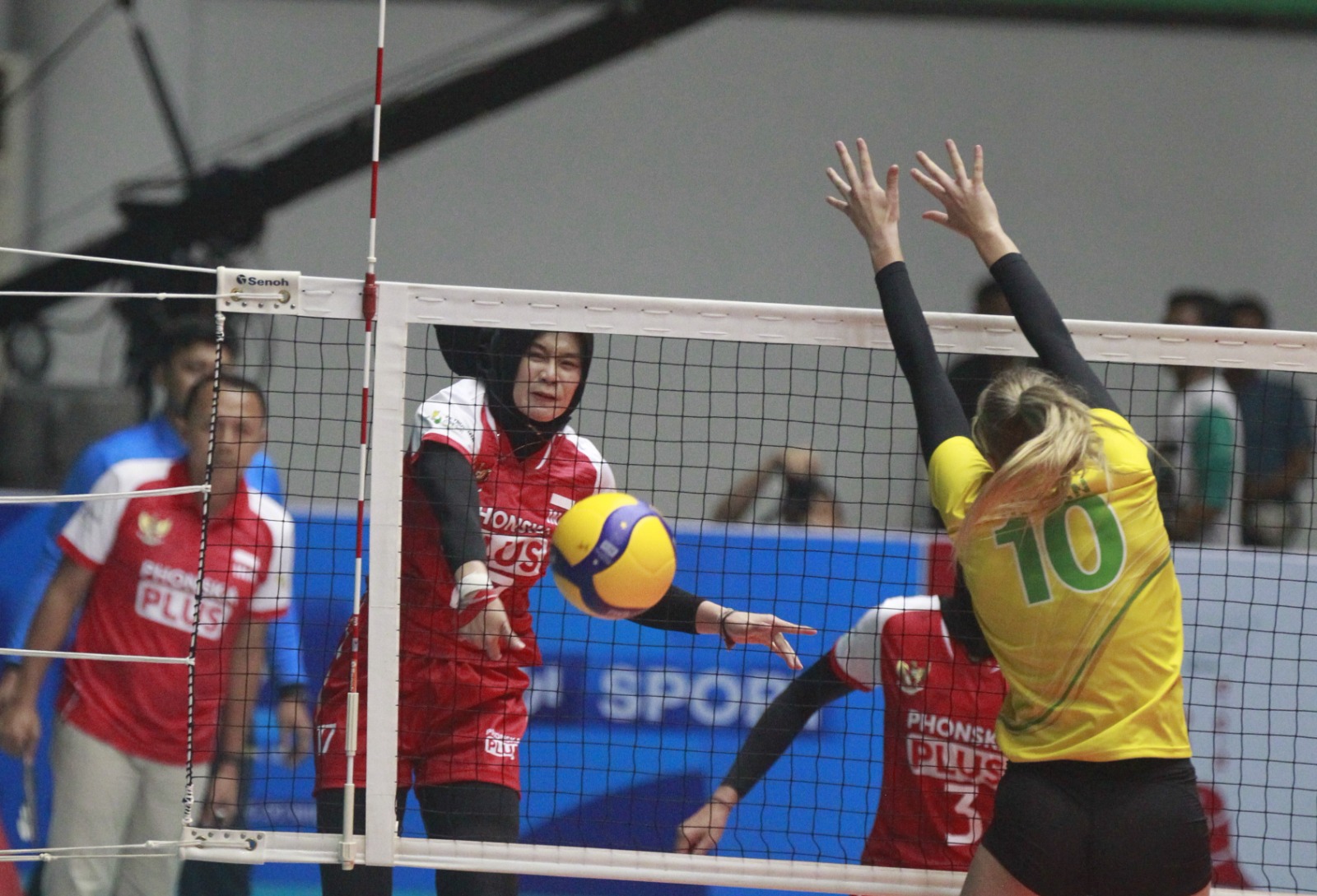 Timnas Voli Putri Indonesia Melaju ke Semifinal AVC Challenge Cup 2023