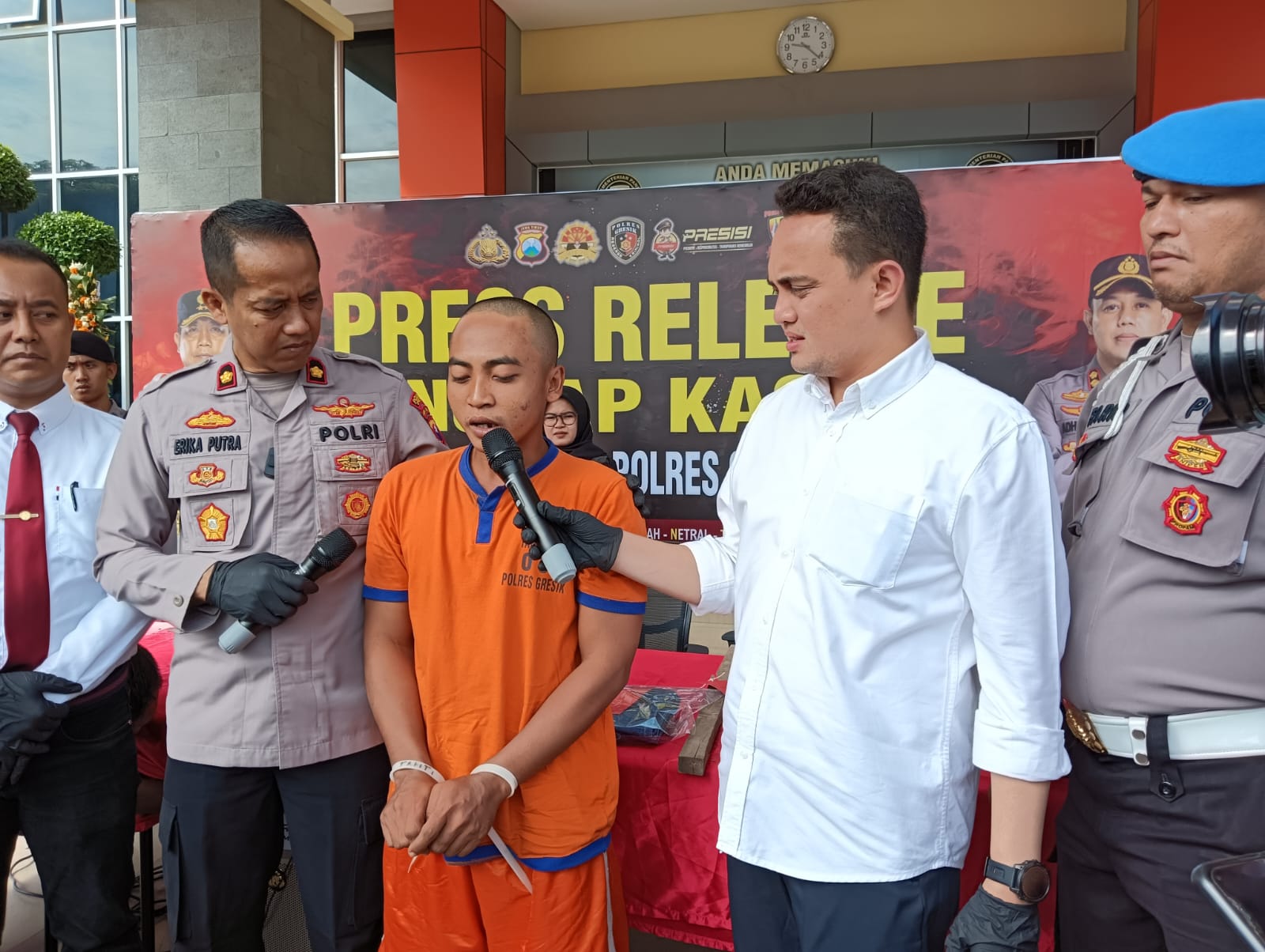 Tersangka Cabuli Anak Tiri di Gresik Berdalih Sakit Hati Mantan Istri Siri Permalukan Orang Tuanya di Medsos