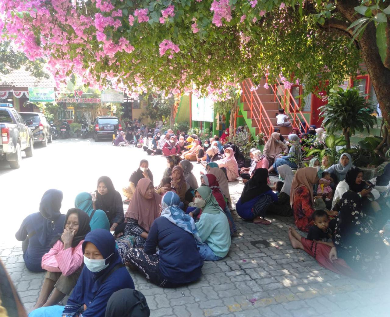 Sekolah Jualan Buku, Wali Murid Geruduk UPT SDN 19 Gresik