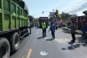 Berangkat Kerja,  Pemotor Tewas Kecelakaan di Gresik