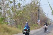 Proyek Pemeliharaan Berkala Jalan Ambles di Driyorejo Molor