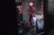 Ditinggal Penghuni, Kos-kosan di Gresik Ludes Terbakar