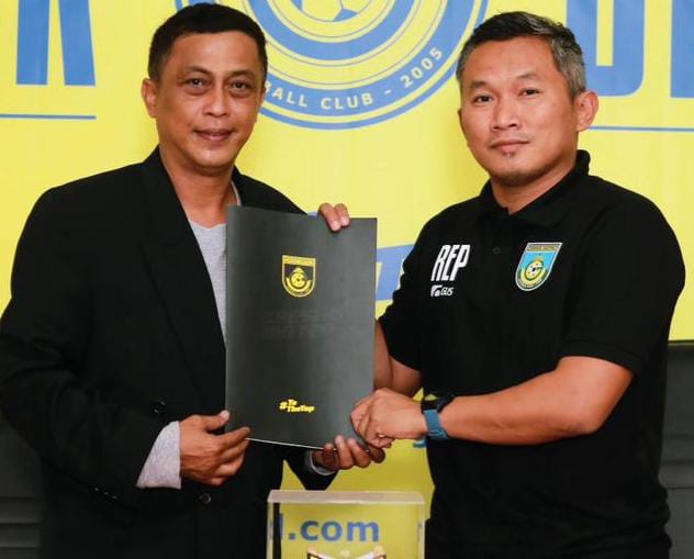 Mantan Pelatih Timnas Putri Dikontrak Arsiteki GU