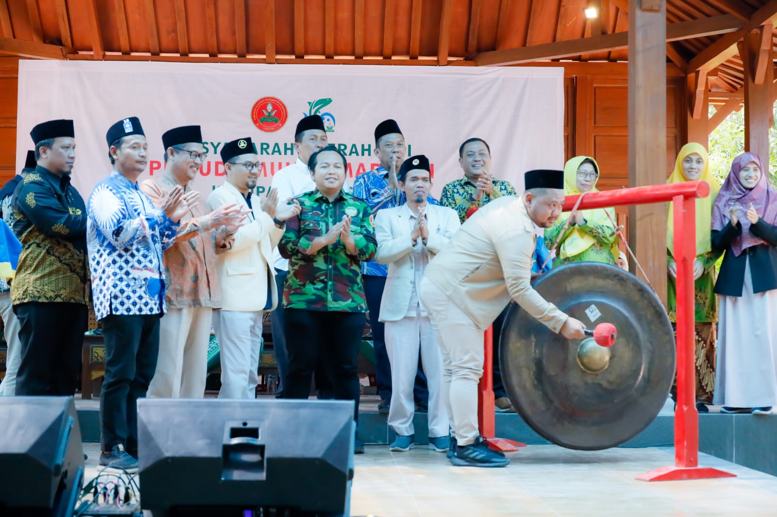 Bupati Gresik Minta Pemuda Siapkan SDM Penuhi Permintaan Pasar Investor di KEK