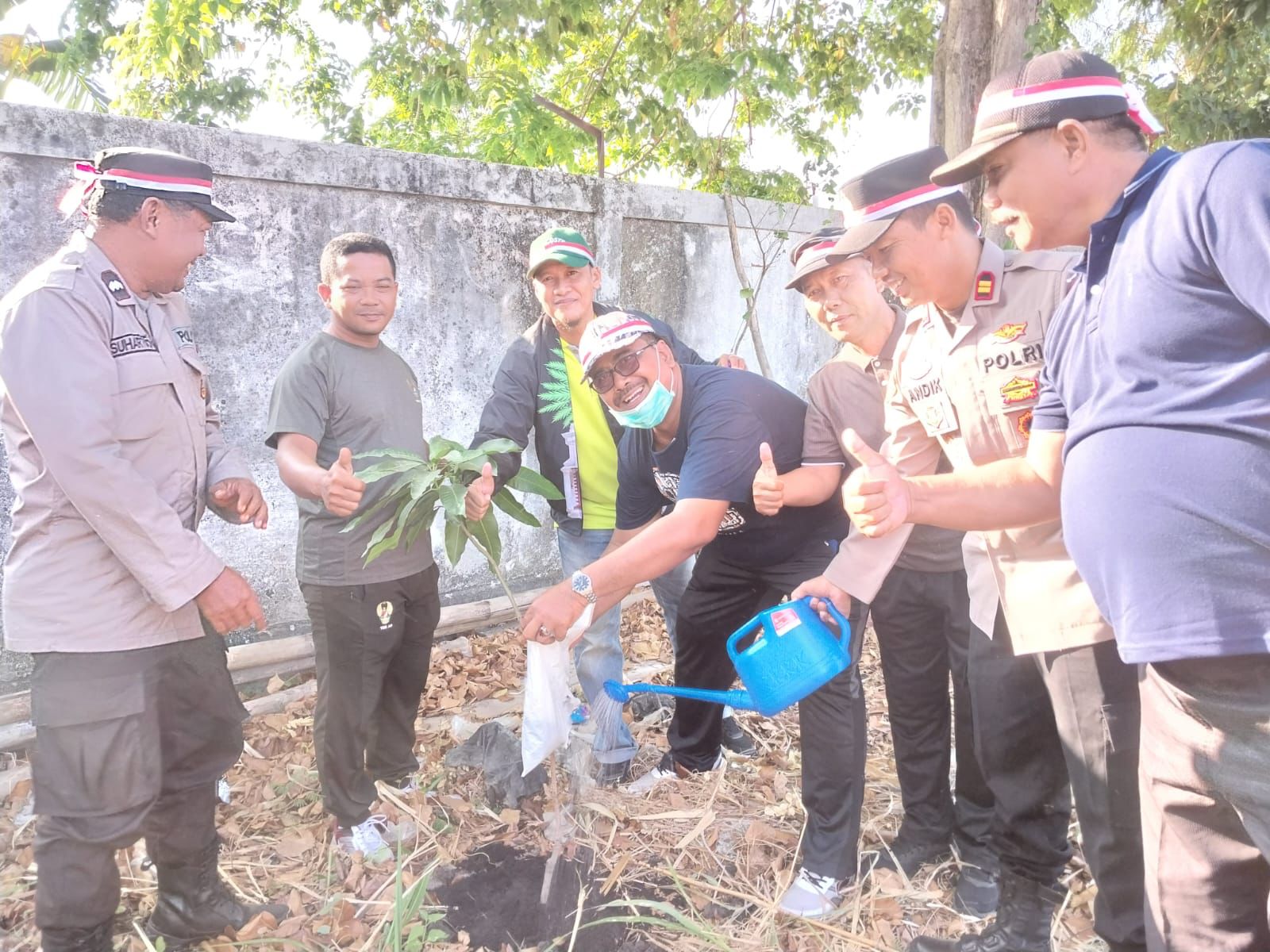 Aksi Nyata Peduli Lingkungan, Polres Gresik Tanam Ribuan Pohon