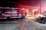 Akibat Bakar Sampah Sembarangan, Pabrik Kayu Jadi Arang di Gresik