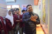 KPU Gresik Bekali Siswa SMA Semen Gresik Pentingnya Pemilu