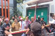 Aktivis Demo Dispendik Tuntut Hentikan Pungli di Gresik