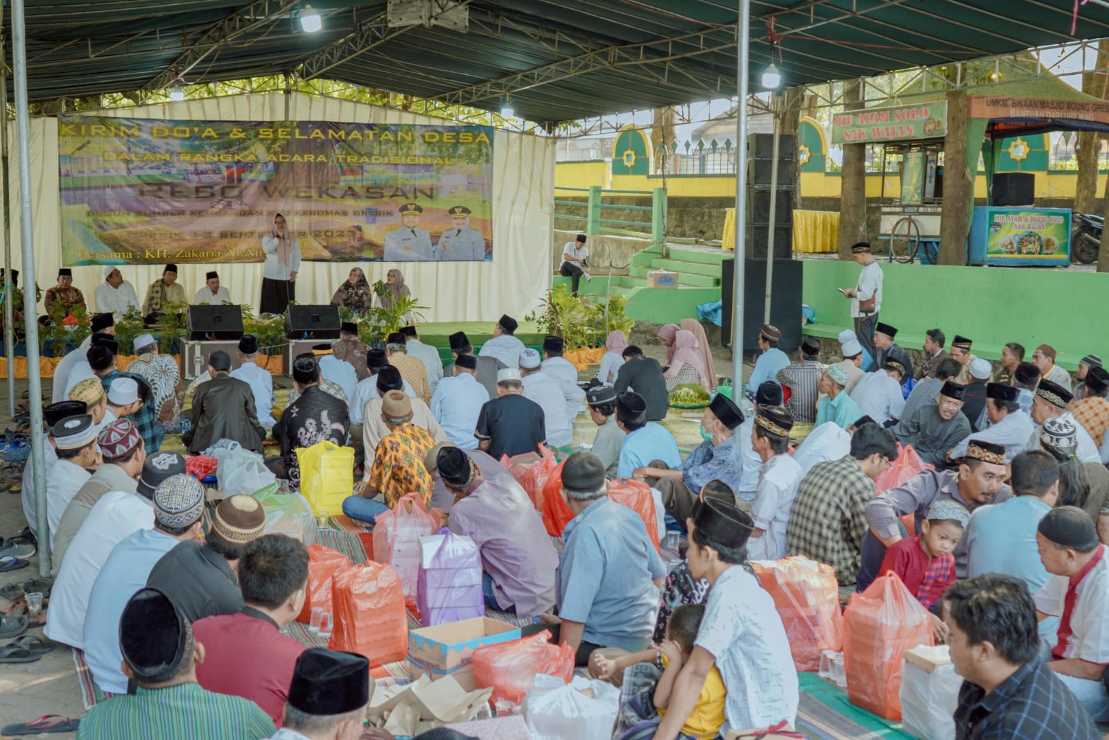 Wabup Gresik Ajak Warga Kembangan Jaga Kebersihan Telaga Sumber Buatan Sunan Giri