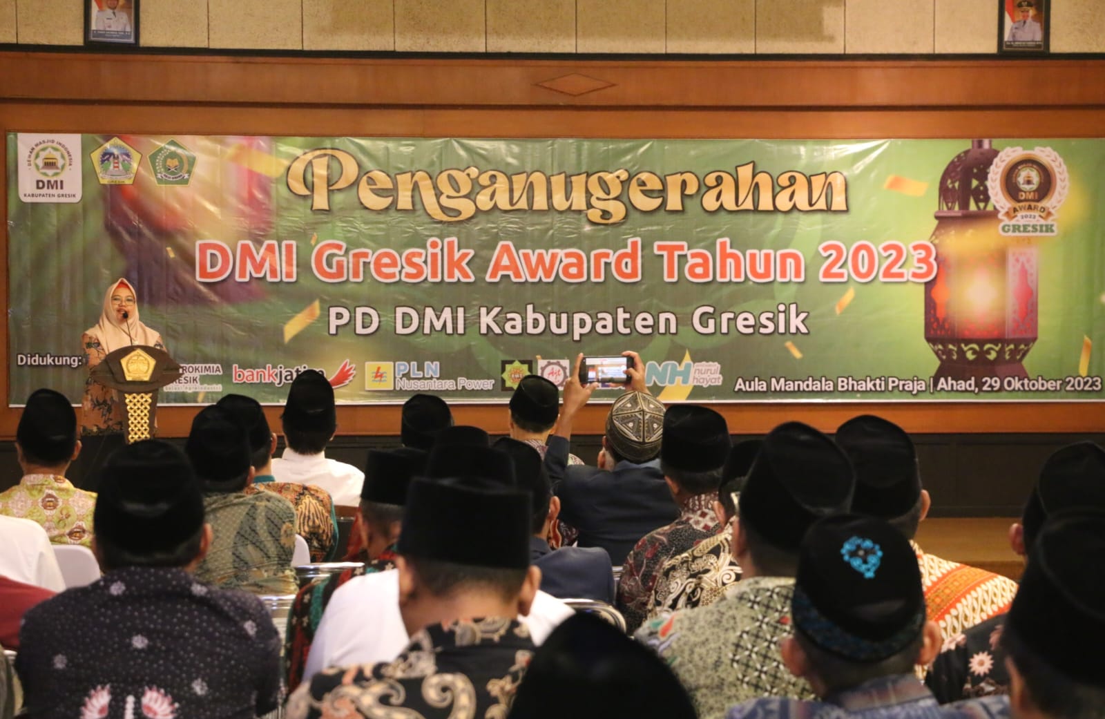Wabup Gresik Minta Masjid Tak Dikunci untuk Anak-Anak
