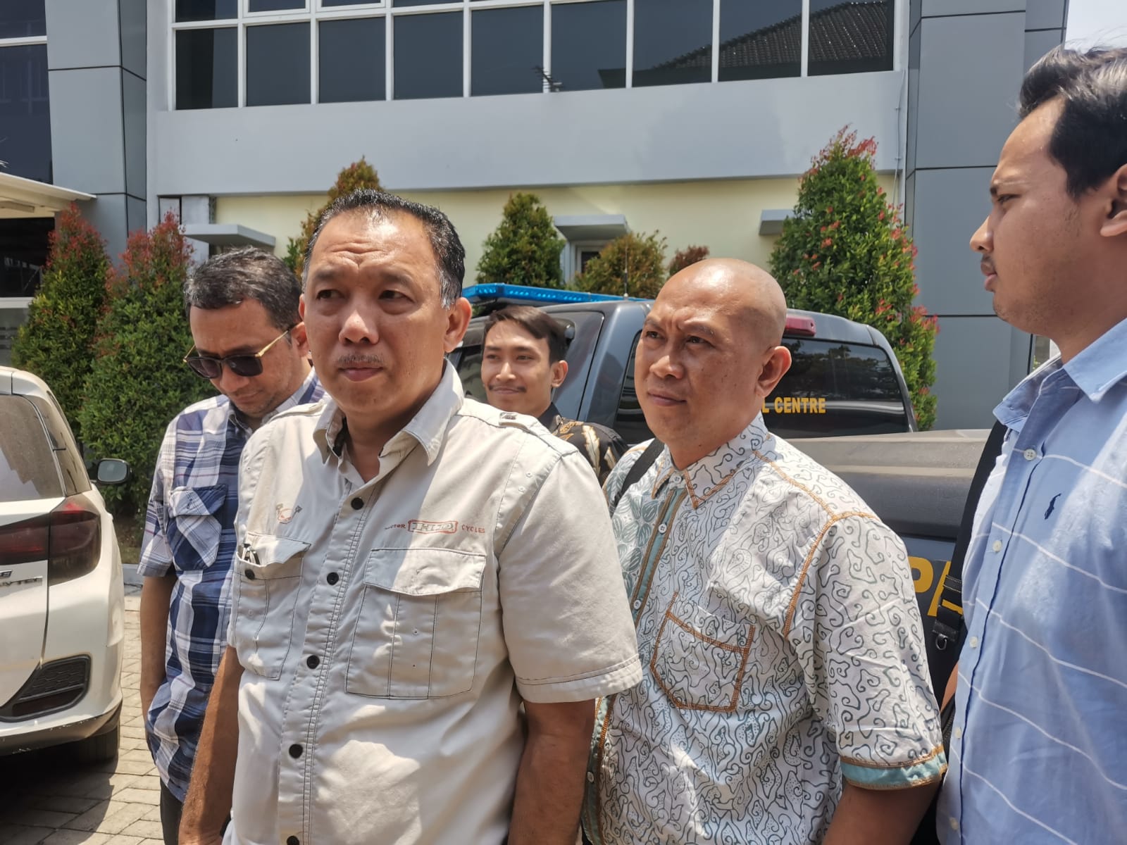 Polres Gresik Diminta Tindak Lanjuti, Siswi Matanya Dicolok Tusuk Pentol sudah Sebut Pelakunya