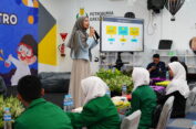 Penerima Bea Siswa PG Diharap Jadi Pemimpin Gresik Masa Depan yang Unggul dan Inspiratif