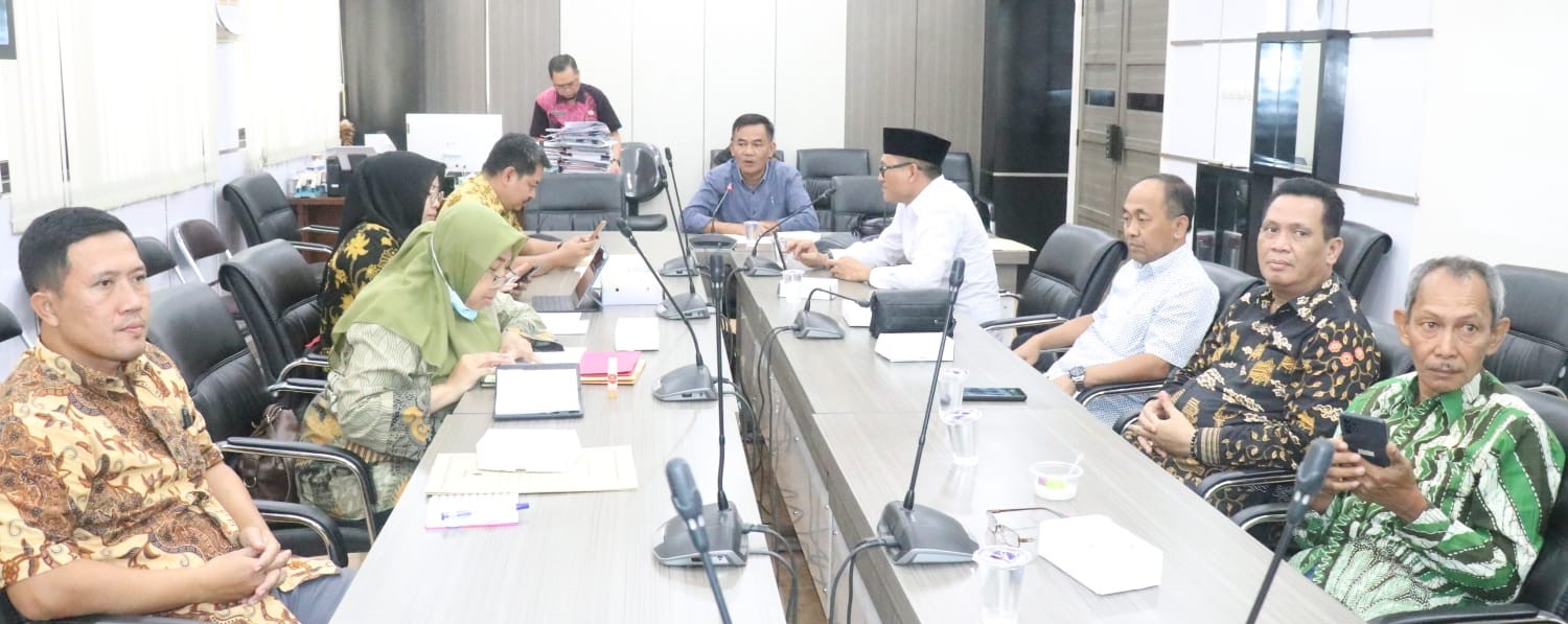 DPRD Gresik Desak Pemkab  Bayar Hutang ke 423 Kontraktor Rp 142, 5 M