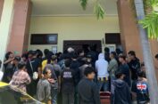 Polres Gresik Bantah Pengamanan Sidang Perkara Suporter Gresik United Berlebihan
