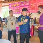 Tak Gunakan Tirai, Satpol PP Gresik Tegur Restoran dan Cafe