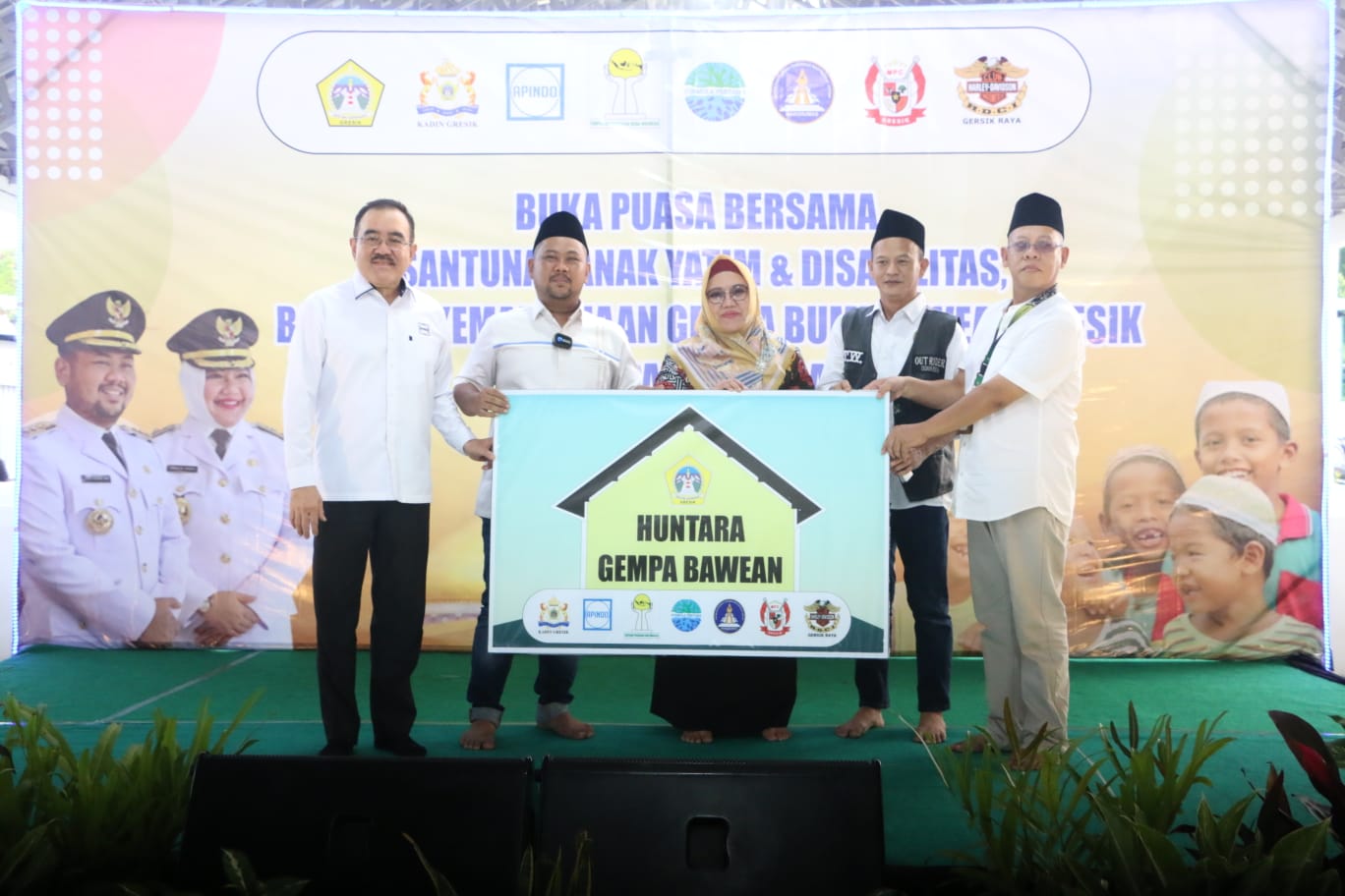 Pengusaha di Gresik Bantu 13 Unit Huntara ke Korban Gempa Bawean