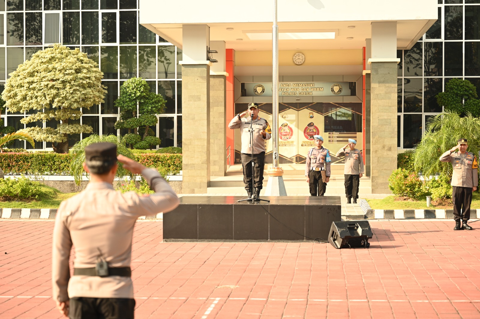 Kapolres Gresik Tekankan Prioritaskan Pelayanan Publik dan Kedisiplinan