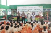 Edukasi Siswa Keselamatan Berlalu Lintas, Polres Gresik Hadirkan Badut Zebra