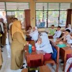 Hari Pertama Masuk Sekolah, Bu Min Sidak Sejumlah Sekolah