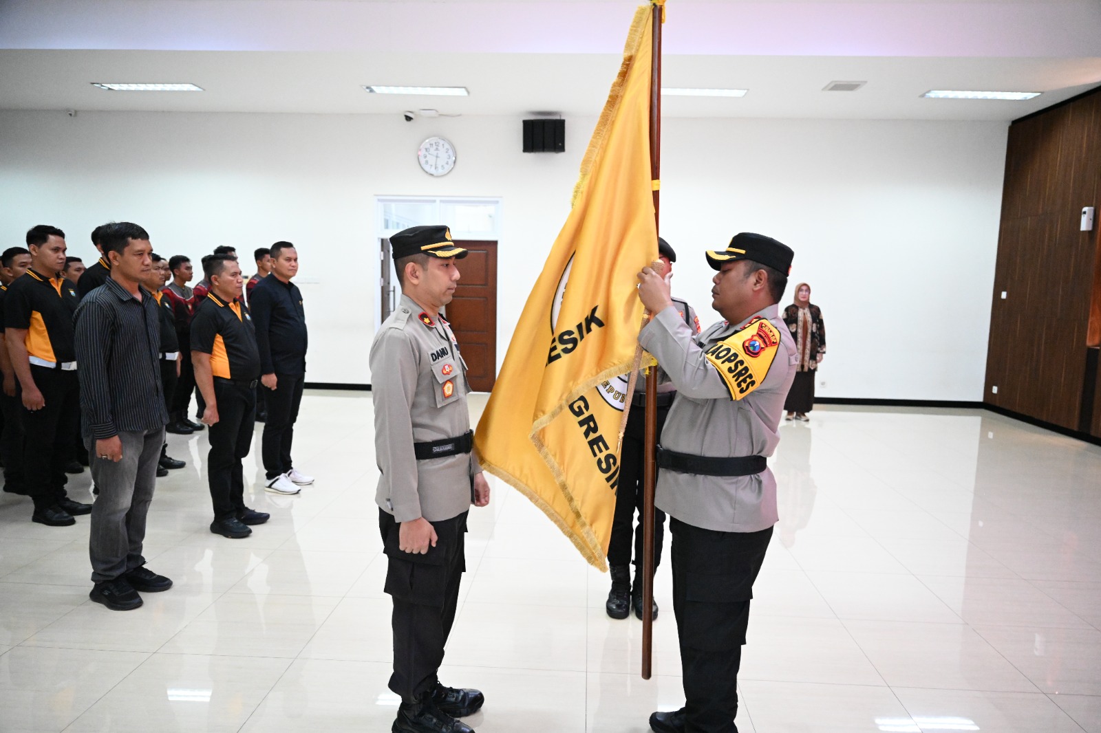 Cetak Generasi Polisi Berjiwa Sportif dan Berprestasi, Pengurus KOP Polres Gresik Dikukuhkan