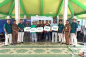 Demi Kelancaran Nelayan, PG Bantu Perbaikan Geladak Nelayan Lumpur Gresik Rp 75 Juta