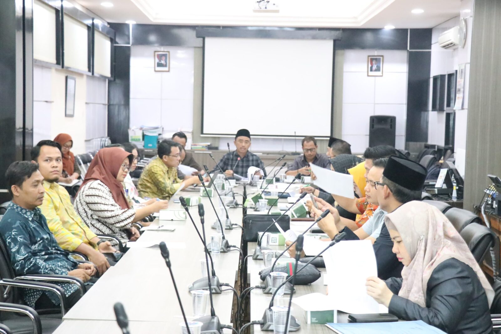 Usulkan Regulasi Atur Prostitusi Online, DPRD Gresik Sepakat Enam Judul Ranperda Usul Prakarsa di Tahun 2025