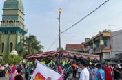 Ribuan Massa Tumplek Blek di Penutupan Kampanye Yani- Alif di Ujungpangkah
