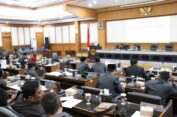Nota R-APBD Gresik 2025, Bayar Cicilan Pokok Hutang Rp 15,7 M dan Suntik Modal BUMD Rp 7 M