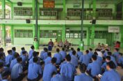 Gandeng Ponpes Mambaus Sholihin, Satlantas Polres Gresik Edukasi Santri Tingkatkan Keselamatan Berlalu Lintas