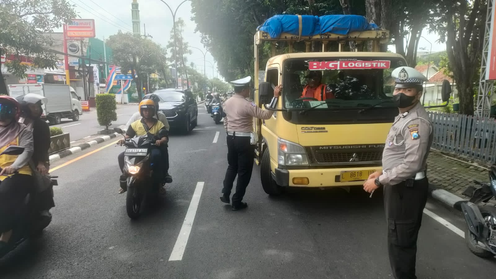 Tim Gabungan Terus Lakukan Operasi Truk Angkut Galian C dan Pelanggar di KTL