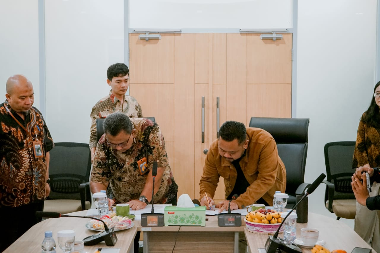 Bupati- BBWS Bengawan Solo Teken MoU Penyediaan Air Baku untuk Pengembangan Holtikultura di Gresik