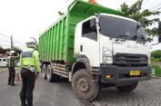 Tim Gabungan Tindak Tegas Puluhan Truk Angkut Galian C