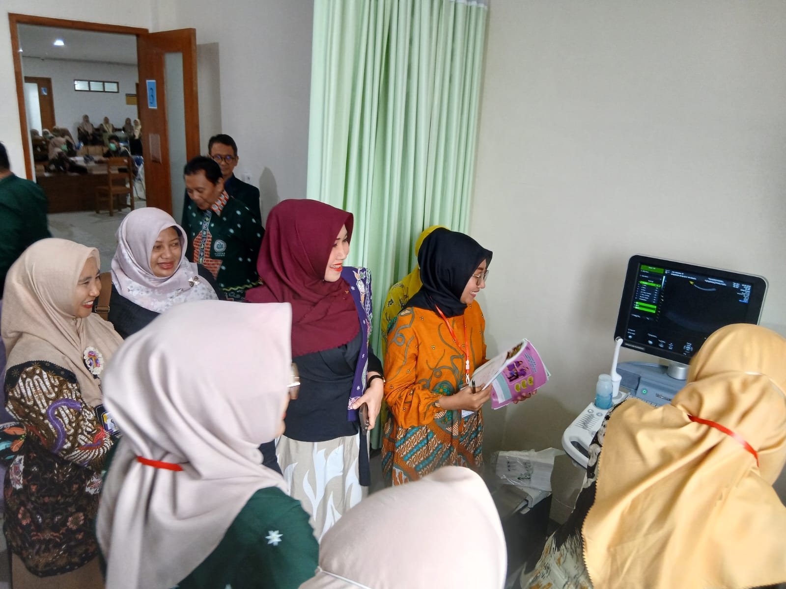 Anggota DPD RI Lia Istifhama akan Perjuangkan Periksa USG Gratis bagi Bumil