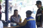 Petugas Gabungan Cek Kesehatan Sopir dan Kelaikan Bus di Terminal Bunder
