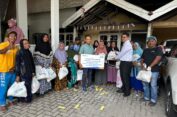 BRI Gresik – Anggota DPR RI Jiddan Kolaborasi Salurkan 2.000 Paket Sembako untuk Warga Manyar