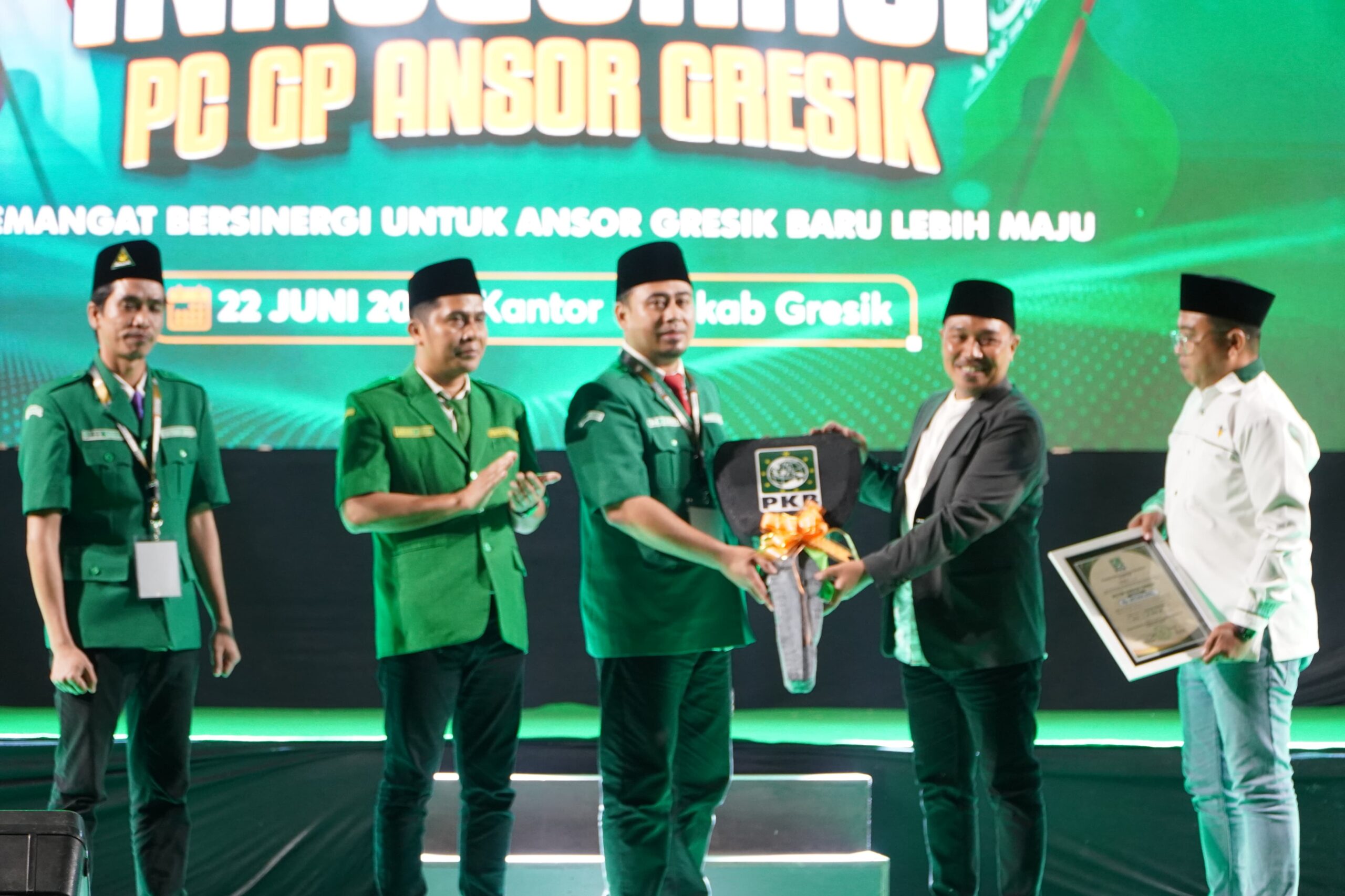 Dukung Kinerja Ansor Gresik, PKB Beri Surprise Mobil Operasional