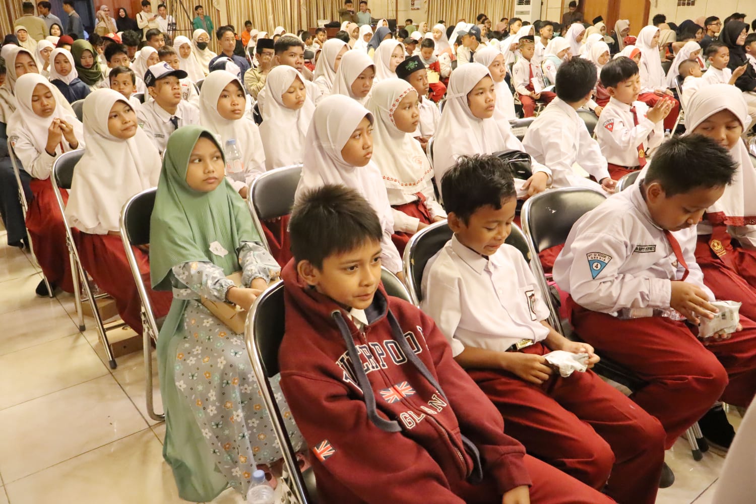 Kolabrasi Baznas RI, Jatim dan Gresik Salurkan Bantuan ke Ribuan Penerima di Berbagai Sektor