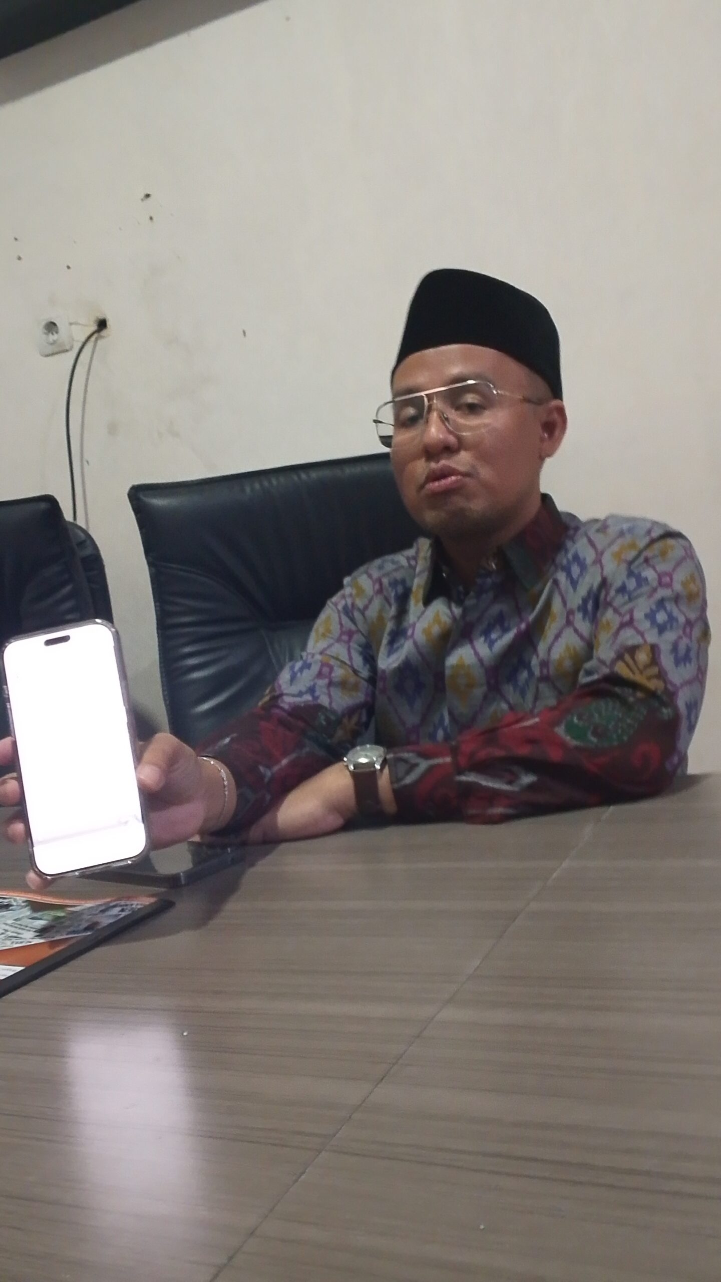BK DPRD Gresik Gandeng Akademisi Sikapi Kegaduhan Oknum Komisi III Minta Beli Rumah Murah