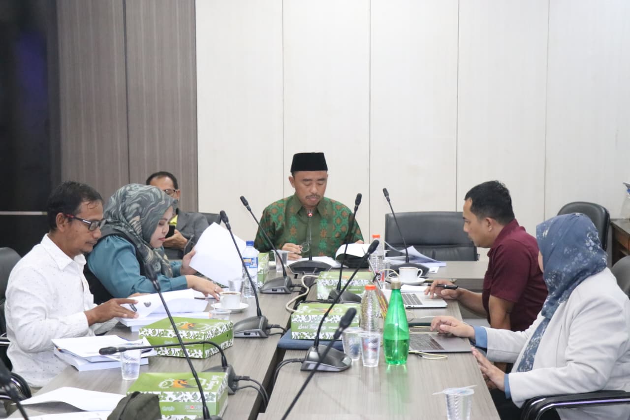 Bahas Ranperda Penyertaan Modal di PT Gresik Migas, Tim Ahli Sarankan Bapemperda DPRD Gresik Minta FS dan Renbis