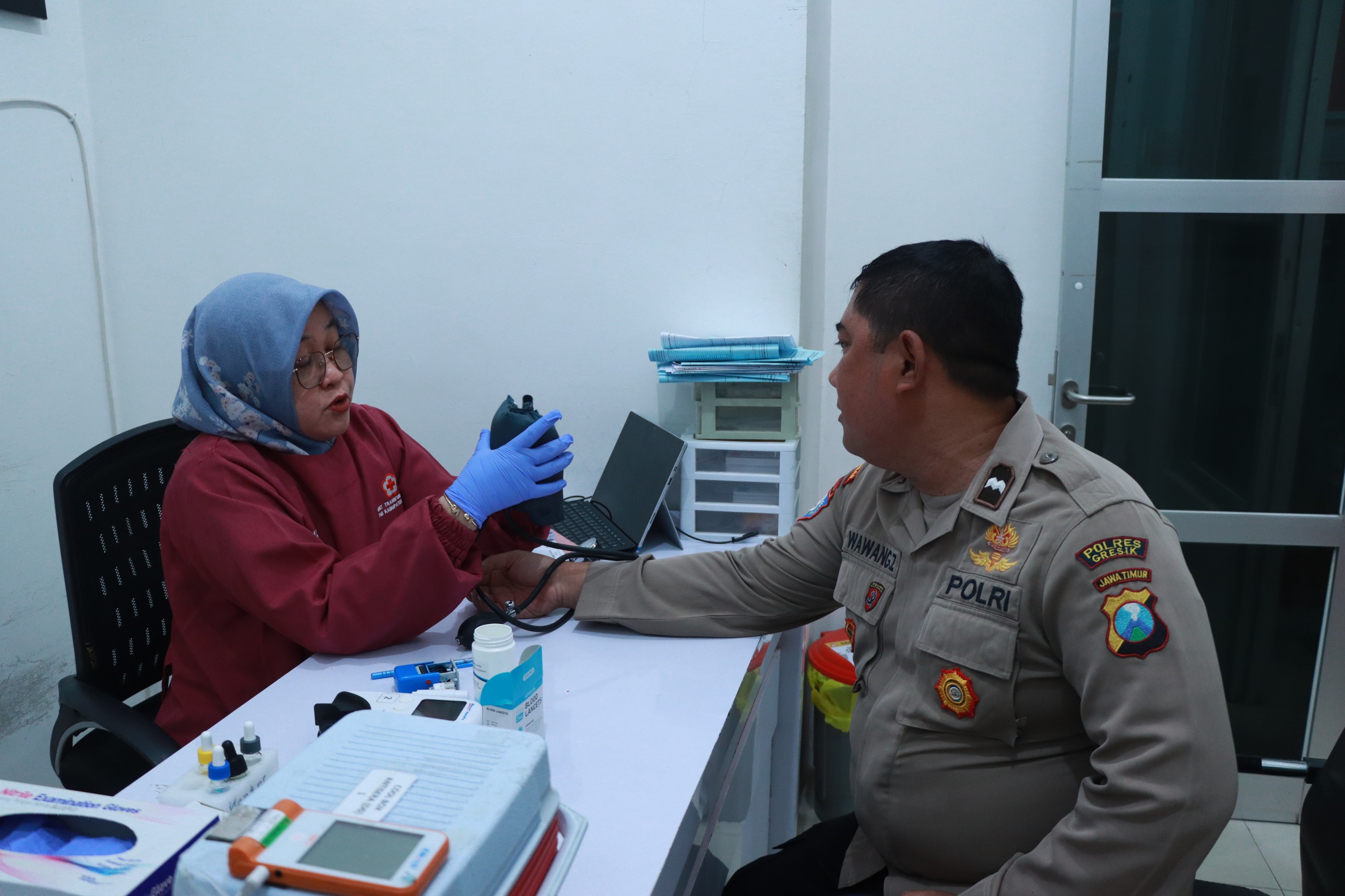 Sambut HUT ke- 80 Brimob dengan Aksi Donor Darah